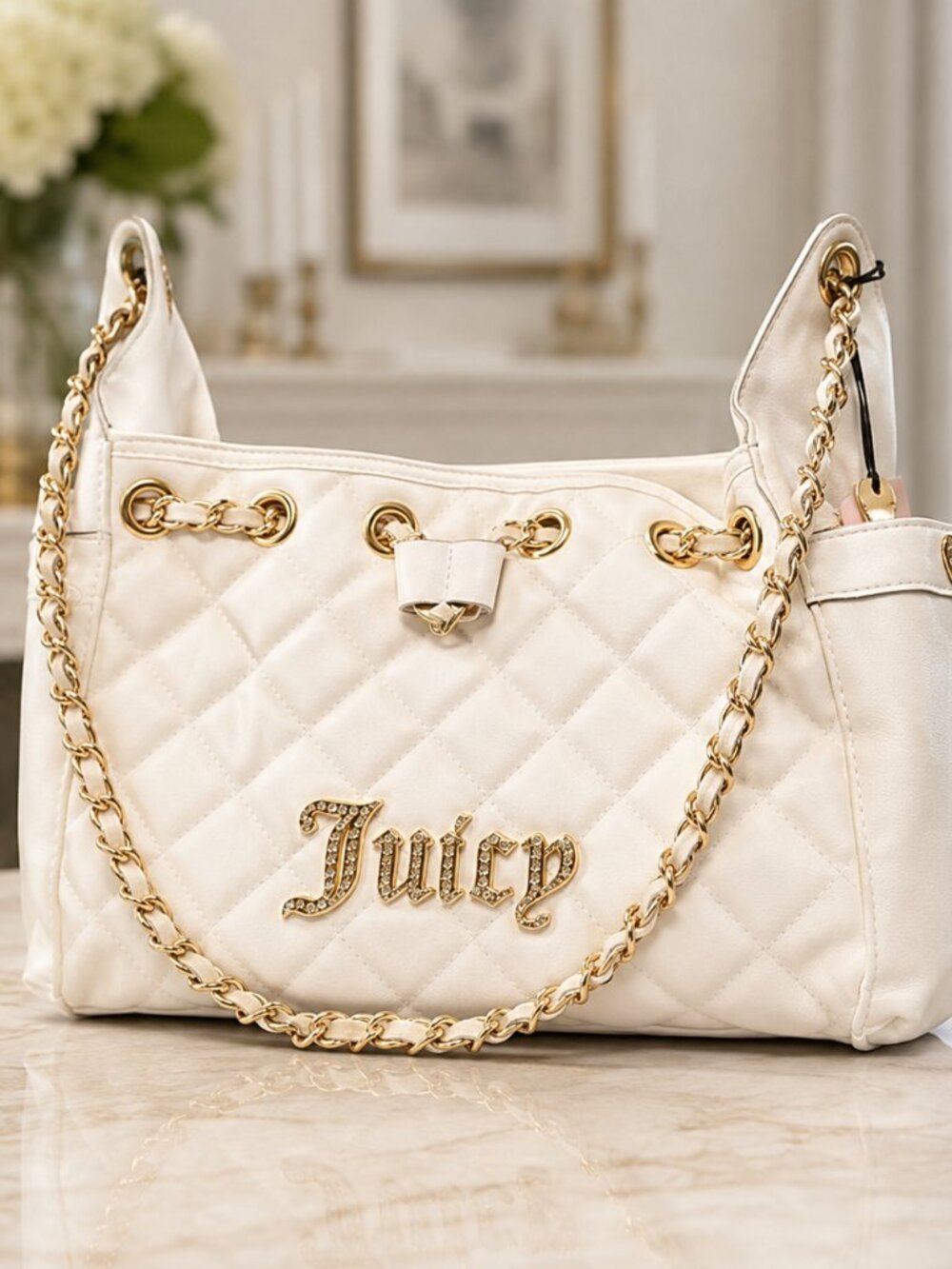 Juicy Couture White Quilted Shoulder Bag Gold Chain Strap NWT - Picture 2 of 6